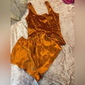 Vintage Victoria's Secret Burnt Orange Velvet Set